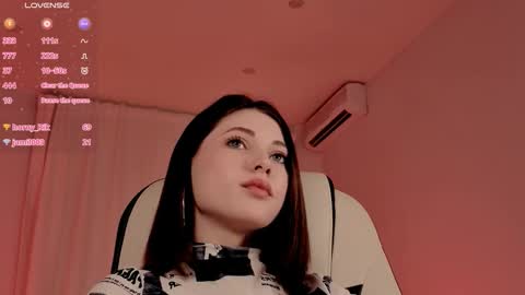  Your Kimmie  follow me  online show from October 10, 12:10 pm