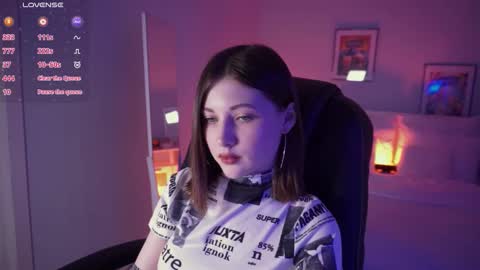  Your Kimmie  follow me  online show from October 8, 11:58 am