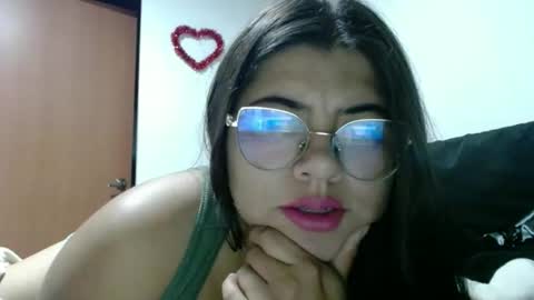 Snapshot of kimmy_kimmy_ chatting on October 23, 3:12 am Kimmy online show from October 23, 3:12 am