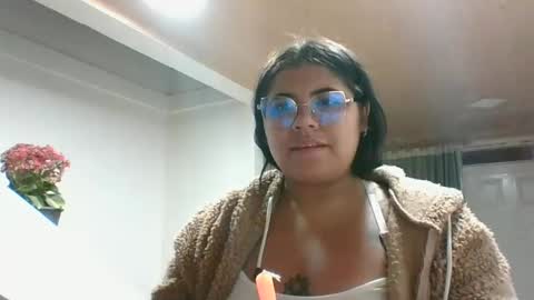 Kimmy online show from December 4, 11:24 pm