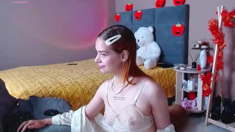 KimmyCutes online show from November 7, 3:34 am