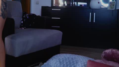 Snapshot of kimskye chatting on December 24, 12:11 am KimSkye online show from December 24, 12:11 am