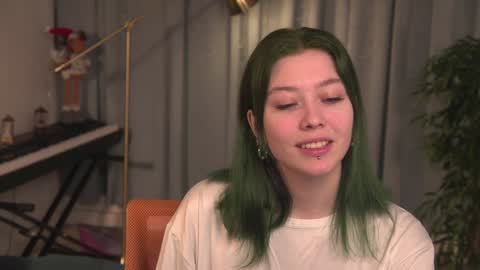 Snapshot of kina_ka chatting on December 30, 5:48 am kina_ka online show from December 30, 5:48 am