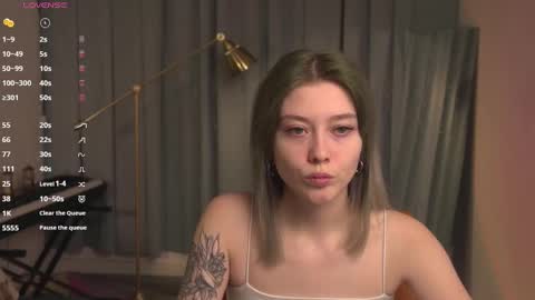 Snapshot of kina_ka chatting on January 24, 8:53 pm kina_ka online show from January 24, 8:53 pm