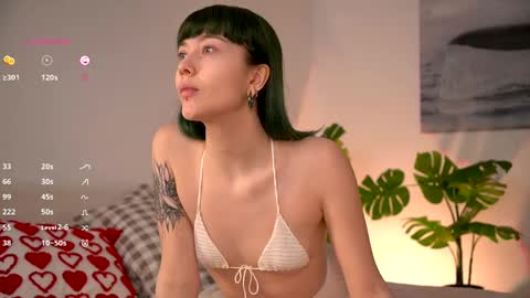Snapshot of kina_ka chatting on February 26, 8:17 am kina_ka online show from February 26, 8:17 am