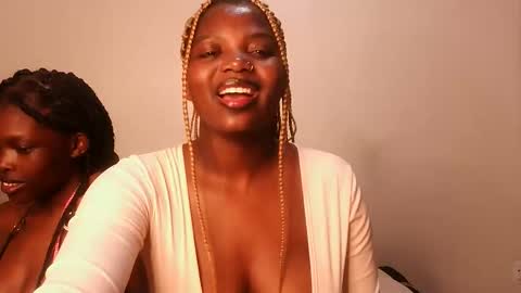 Lola online show from October 14, 9:28 pm