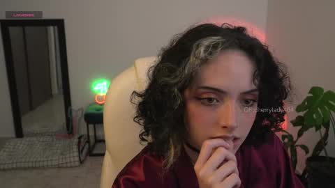 Mary your fav curly girl online show from November 10, 6:36 pm