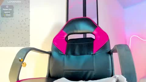 kinky yeyns online show from February 20, 11:21 pm