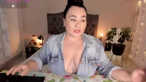Jenny online show from June 9, 5:29 am