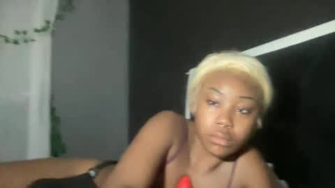 Bunniii online show from February 10, 3:46 am