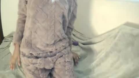 kinkykyrra online show from February 26, 9:41 am