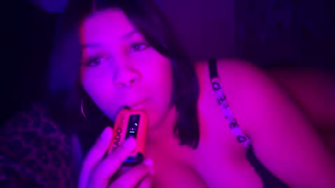 kinkymimi104 online show from September 17, 7:17 am