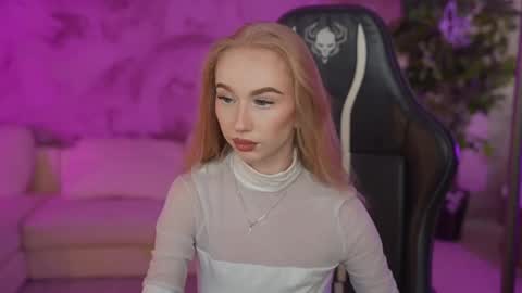 Snapshot of kira0541 chatting on February 12, 7:55 am Sweet girls online show from February 12, 7:55 am