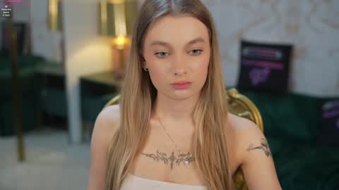 Snapshot of kira0541 chatting on October 29, 7:38 pm Sweet girls online show from October 29, 7:38 pm