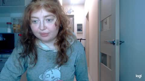 Kira online show from April 10, 1:06 pm