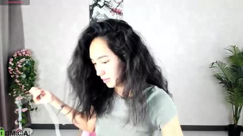 Snapshot of kira_lilian chatting on September 20, 3:49 am Aura online show from September 20, 3:49 am