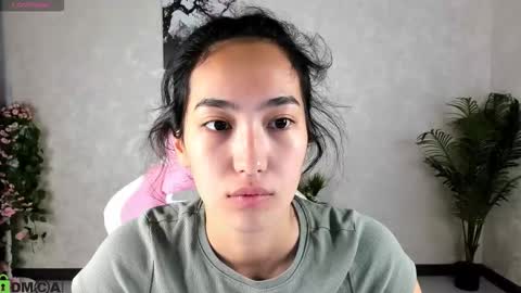 Snapshot of kira_lilian chatting on September 29, 2:49 am Aura online show from September 29, 2:49 am