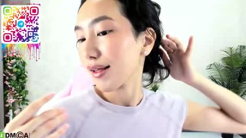 Snapshot of kira_lilian chatting on October 14, 2:25 am Aura online show from October 14, 2:25 am