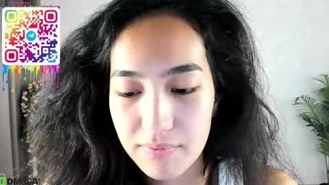 Snapshot of kira_lilian chatting on September 21, 4:00 am Aura online show from September 21, 4:00 am