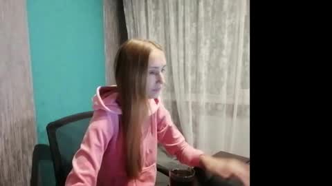 Snapshot of kira_morekiss chatting on October 4, 5:17 pm kira_morekiss online show from October 4, 5:17 pm
