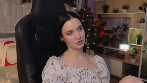 Snapshot of kiralilime chatting on February 13, 11:15 pm Kira online show from February 13, 11:15 pm