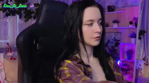 Snapshot of kiralilime chatting on February 1, 10:05 am Kira online show from February 1, 10:05 am