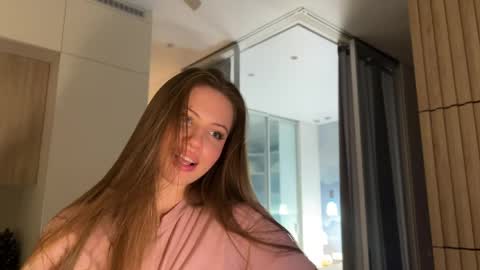 Kira online show from March 30, 6:18 pm