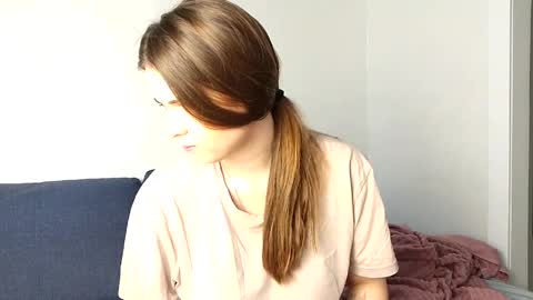 Emily online show from April 1, 11:00 am