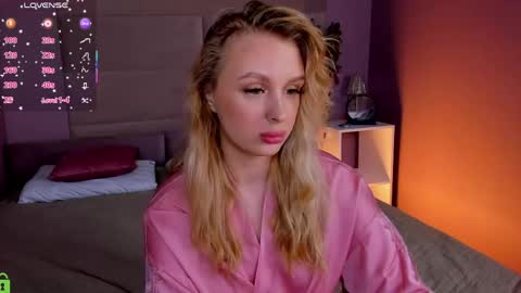 Kira online show from March 1, 1:38 am