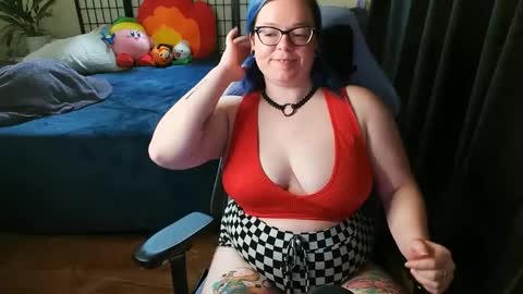KiraSpitQueen online show from March 12, 3:24 am