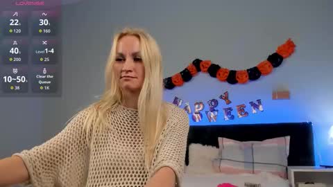 Snapshot of kirasun_ chatting on October 30, 12:17 pm KiraSun online show from October 30, 12:17 pm