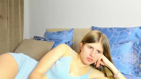 Kira online show from February 10, 7:39 pm