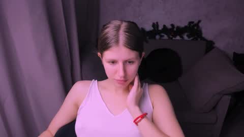 Kira online show from January 11, 8:43 pm