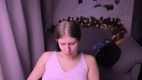 Kira online show from December 6, 11:02 pm