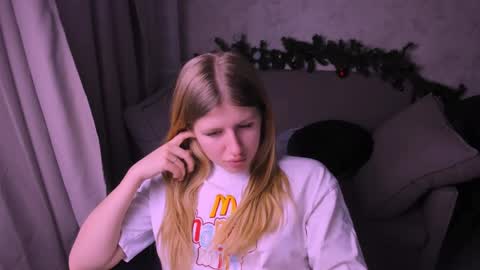 Kira online show from December 27, 10:48 pm