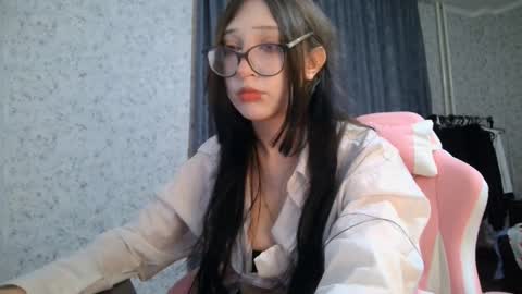 Nicole online show from September 20, 7:01 pm