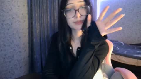 Nicole online show from October 8, 7:07 pm