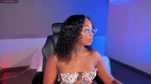 kishalove_ online show from October 13, 10:29 am