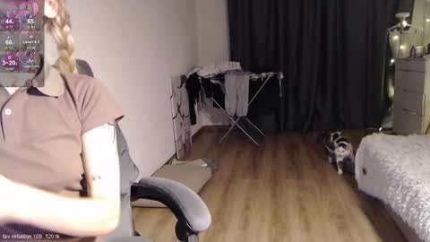 Kisi online show from March 7, 10:21 pm