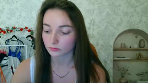 Snapshot of kiss_shy chatting on October 13, 3:36 pm Valeria online show from October 13, 3:36 pm