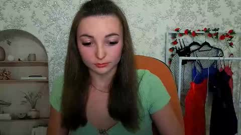 Snapshot of kiss_shy chatting on October 2, 2:22 pm Valeria online show from October 2, 2:22 pm