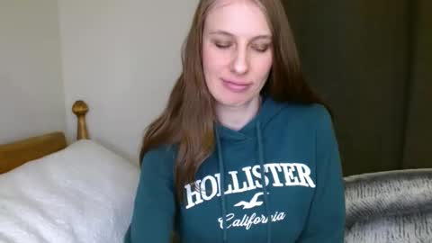 Allie online show from December 3, 11:02 pm