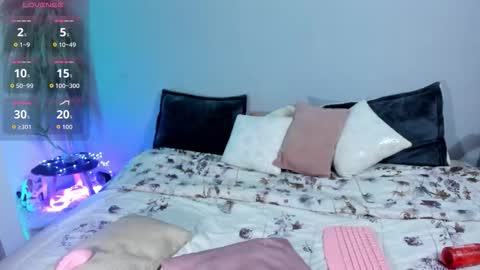 kissasins22 online show from October 14, 10:29 am