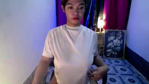 VICTORIA online show from November 11, 1:30 pm