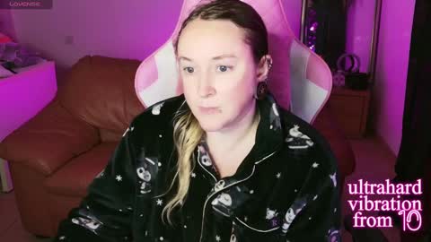 kissica online show from December 30, 7:32 pm