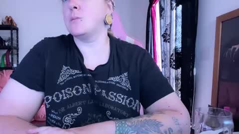 kissica online show from September 26, 7:17 am