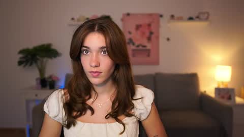 Sisi online show from September 19, 1:21 pm