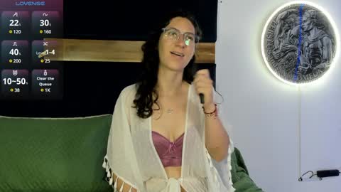 Kissing Company online show from January 31, 4:47 am