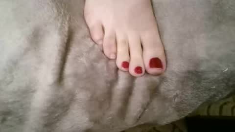 maymay online show from February 2, 8:35 am