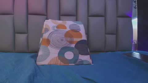 Snapshot of kissme_luna chatting on October 5, 8:58 pm BELLA FLAME online show from October 5, 8:58 pm